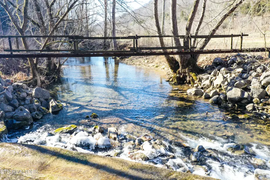 1650 Indian Creek Rd, Thorn Hill, TN 37881 - #3