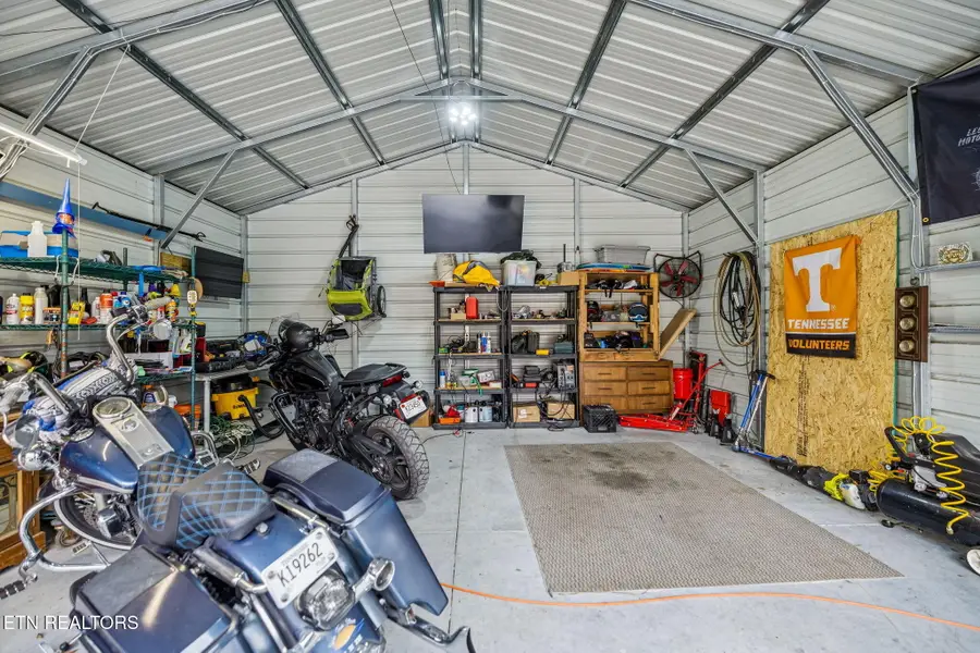 9401 Susanne Ellen Way, Heiskell, TN 37754 - #2