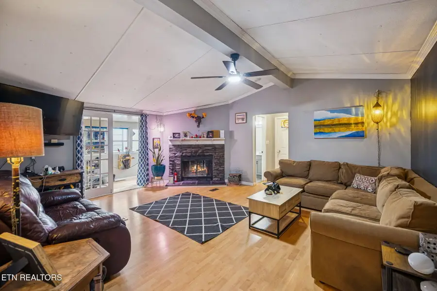 9401 Susanne Ellen Way, Heiskell, TN 37754 - #3