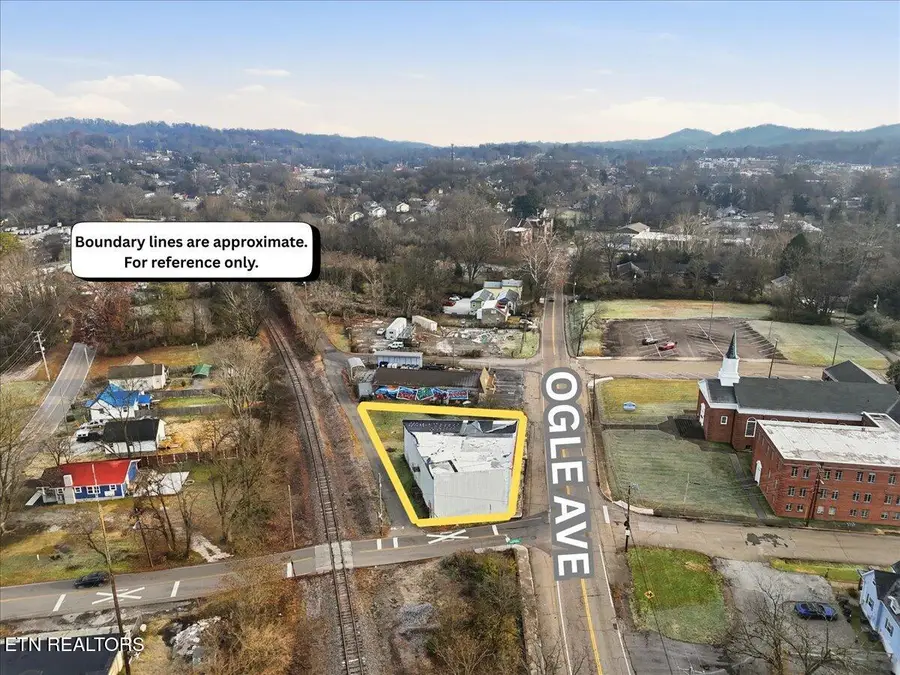 315 Ogle Ave, Knoxville, TN 37920 - #3