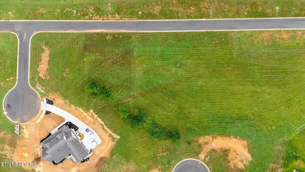 2705 Chestnut Lane, Loudon, TN 37774