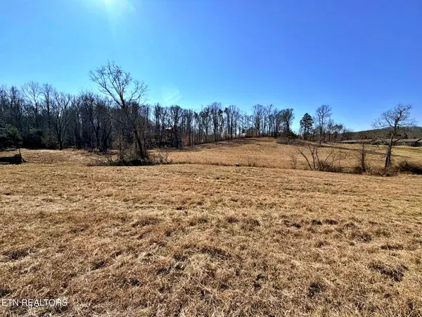 1678 Ward Rd, Decatur, TN 37322