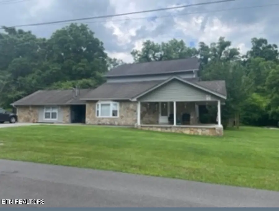 799 Haynes Rd #abc, Dandridge, TN 37725 - #3
