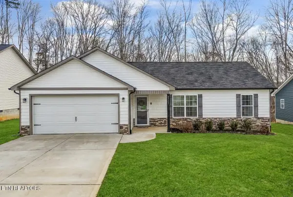 3337 Townsend Park Lane, Powell, TN 37849
