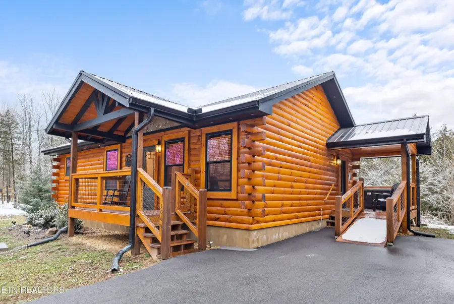 1069 Timberlake Circle, Sevierville, TN 37876 - #2