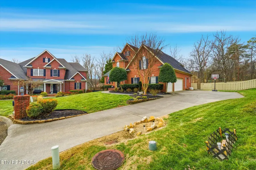 9728 Valley Woods Lane, Knoxville, TN 37922 - #2