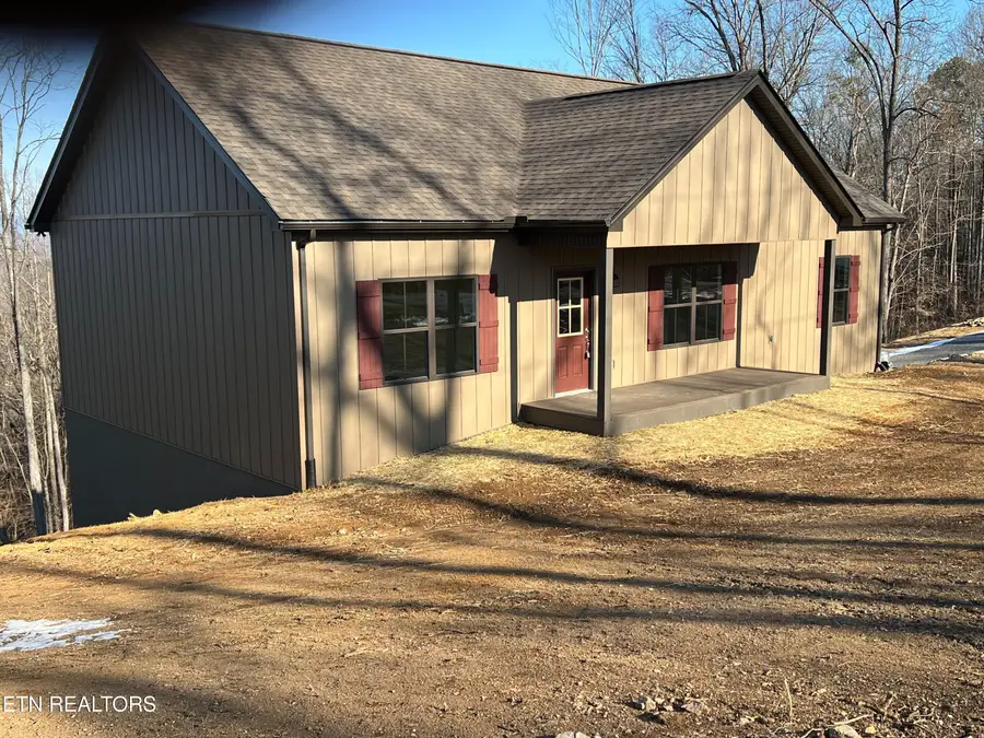 664 Fox Hunter Rd, Maynardville, TN 37807 - #2