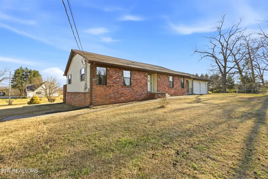 3316 Wildwood Rd, Maryville, TN 37804 - #3