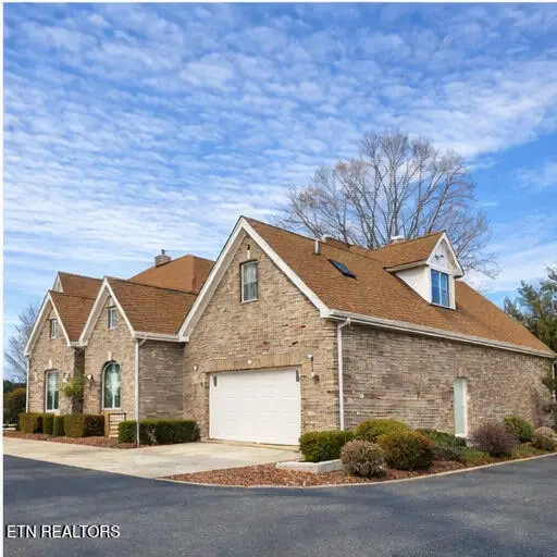 300 Lowe Rd, Huntsville, TN 37756 - #2