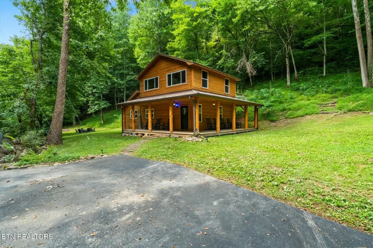 3616 Henry Town Rd, Sevierville, TN 37876 - #1