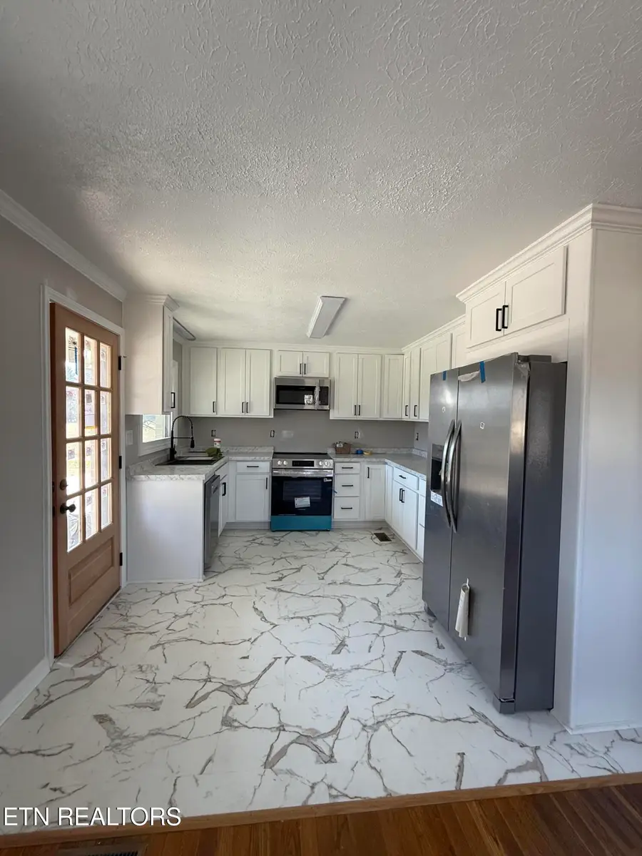 4744 W Beaver Creek Drive, Powell, TN 37849 - #2