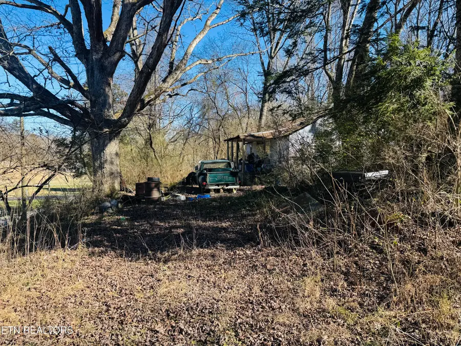 409 Carroll Hollow Rd, Clinton, TN 37716 - #3