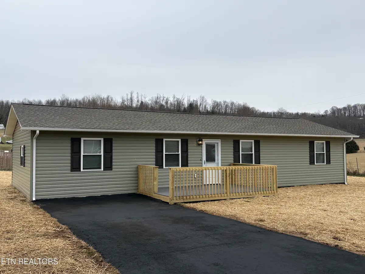 104 Winner St, Elizabethton, TN 37643 - #1