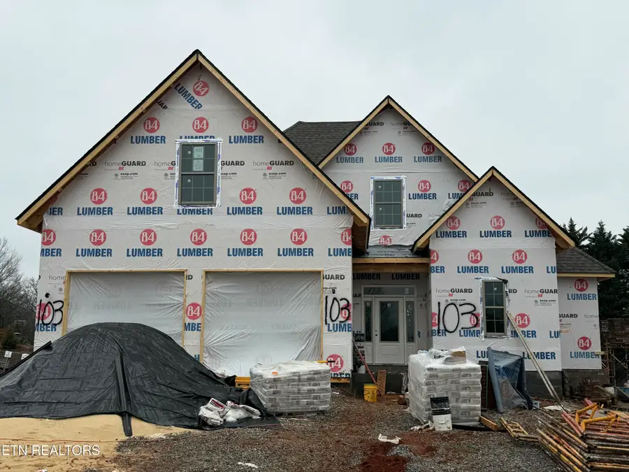 8842 Dancing Bear Ln, Knoxville, TN 37923 - #2