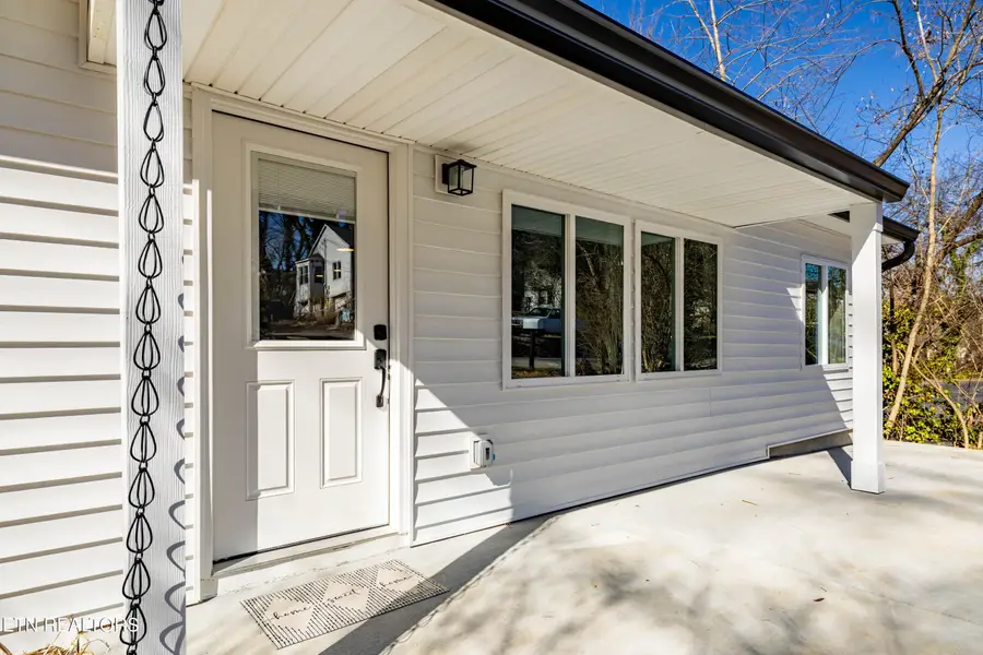 1407 Wales Ave, Maryville, TN 37804 - #2