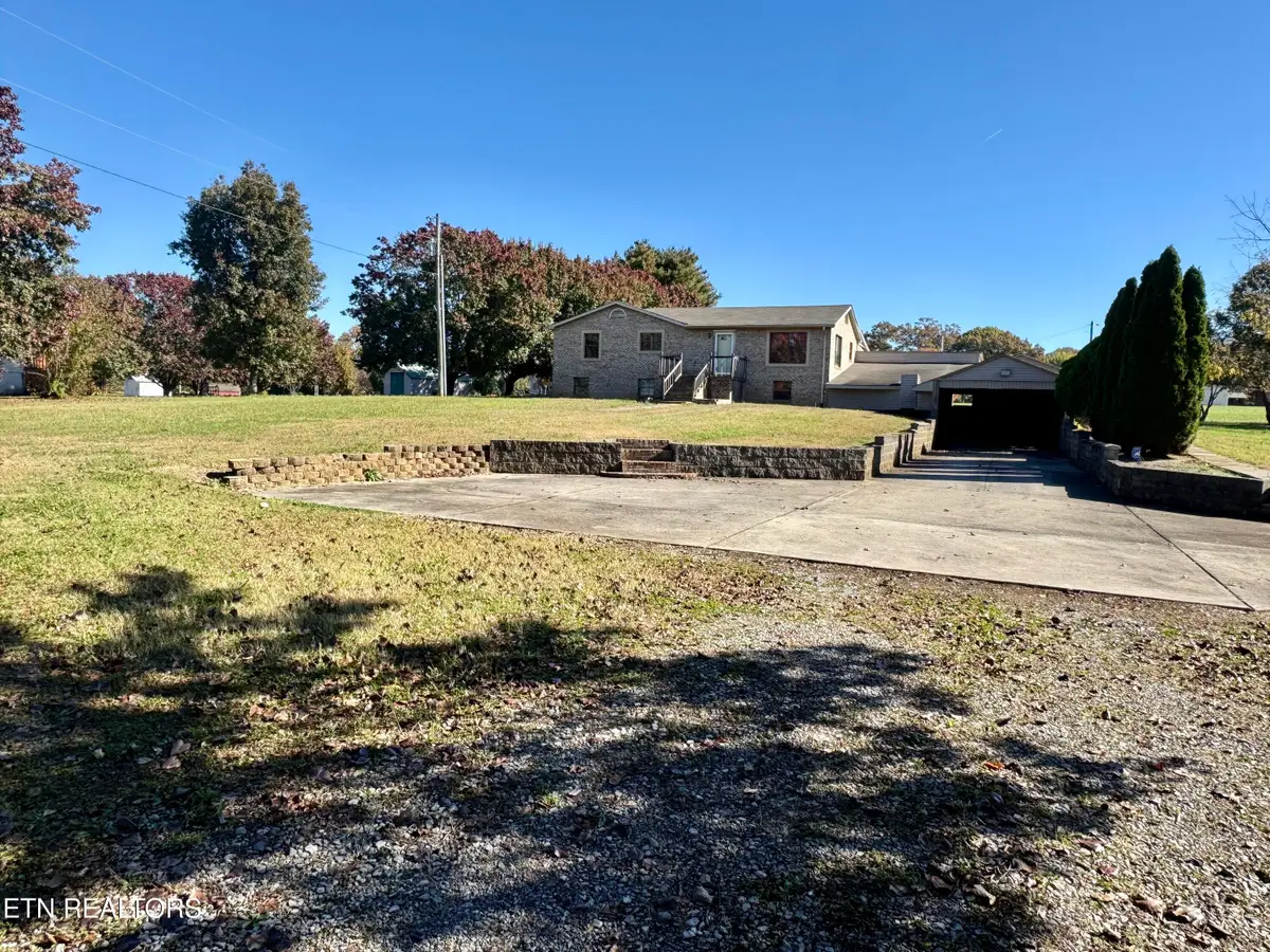 1043 Patterson St, Madisonville, TN 37354 - #1