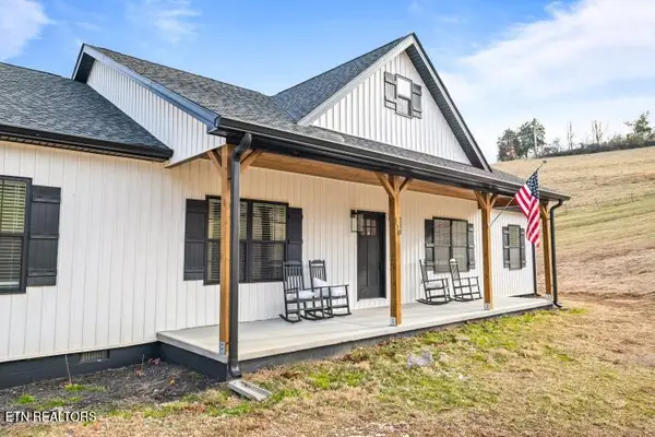 170 Wolf Hollow Lane, Jacksboro, TN 37757