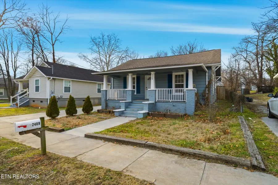 2409 Wilson Ave, Knoxville, TN 37915 - #2