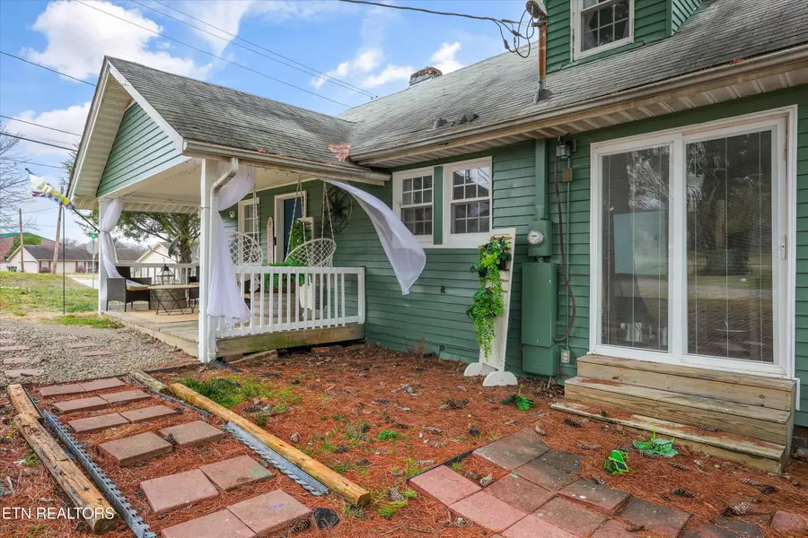 200 N 5th St, Maryville, TN 37804 - #3