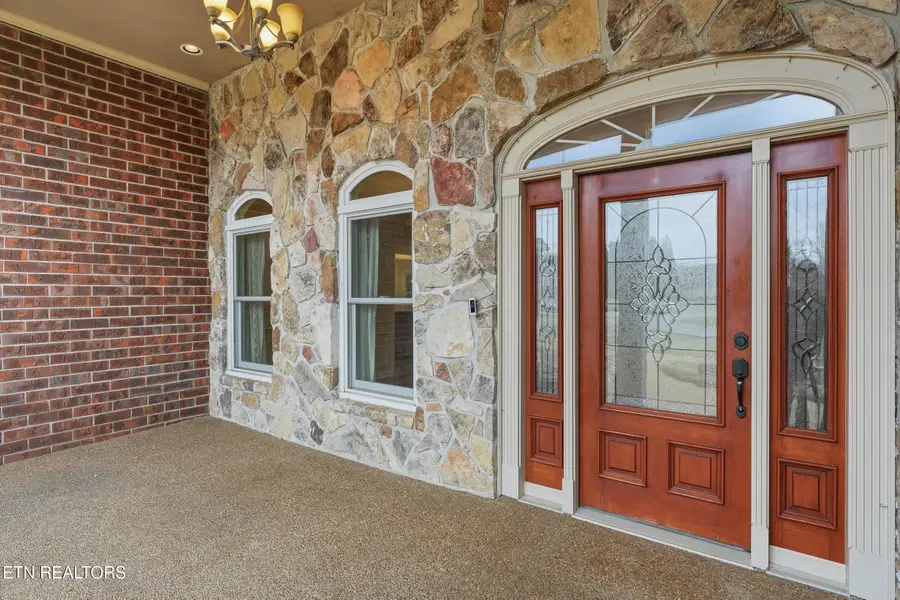 350 River Chase Rd, Lenoir City, TN 37772 - #2