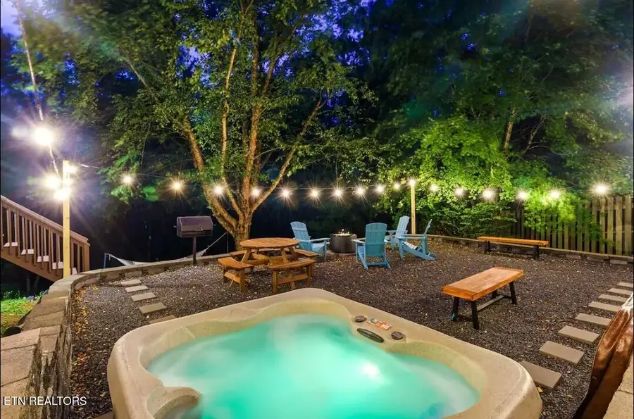 3230 Cove Creek Way, Sevierville, TN 37862 - #2