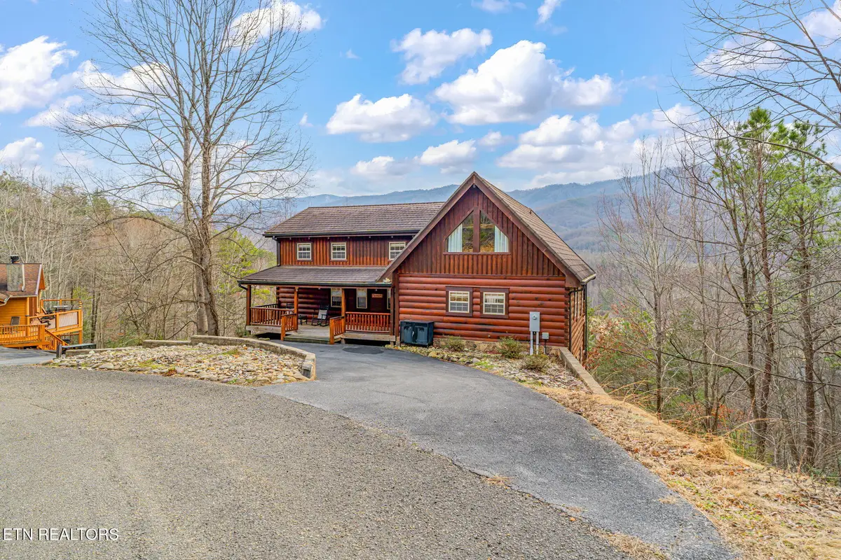 206 Rodeo Drive, Gatlinburg, TN 37738 - #1