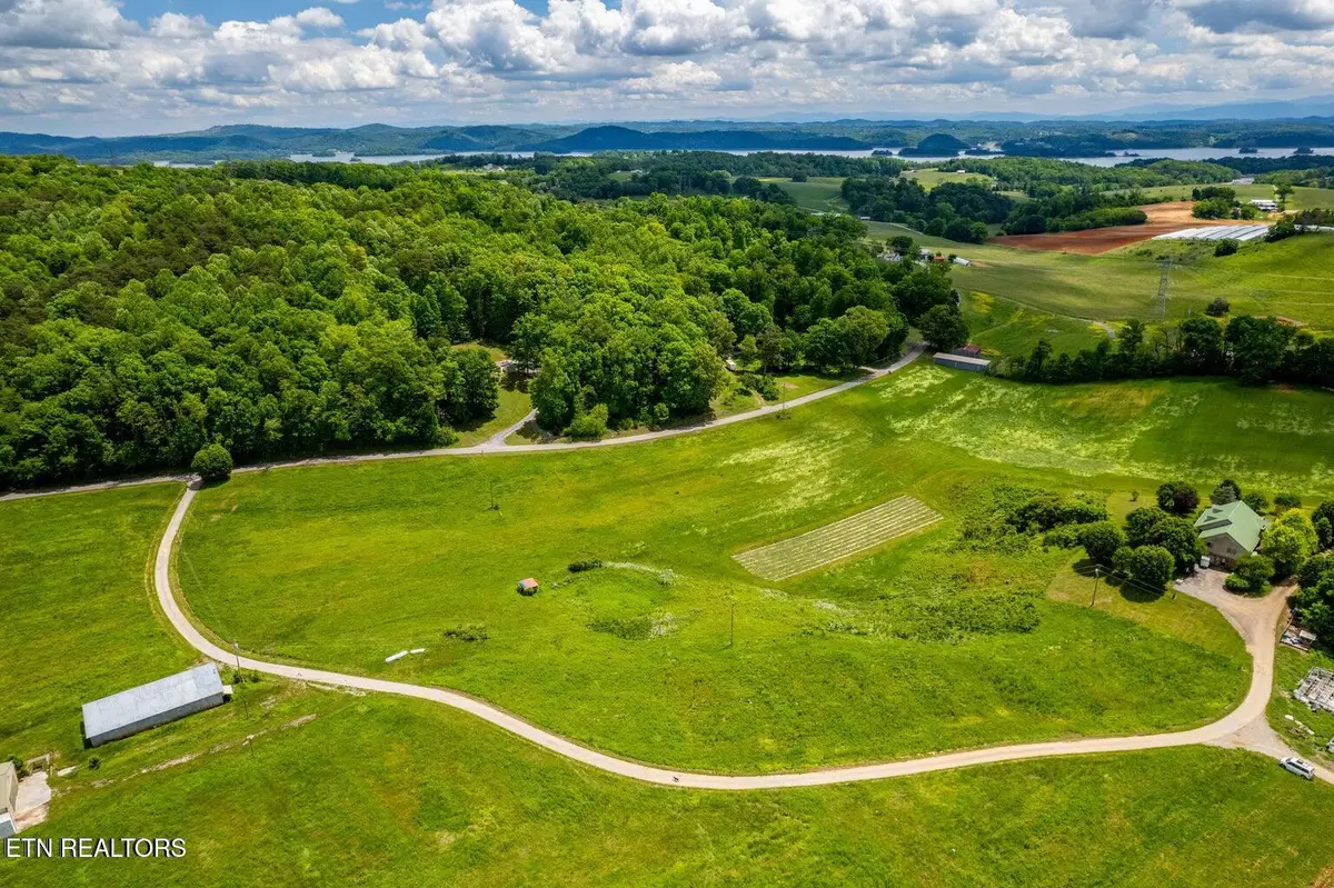 756 Greenlee Rd, Rutledge, TN 37861 - #1