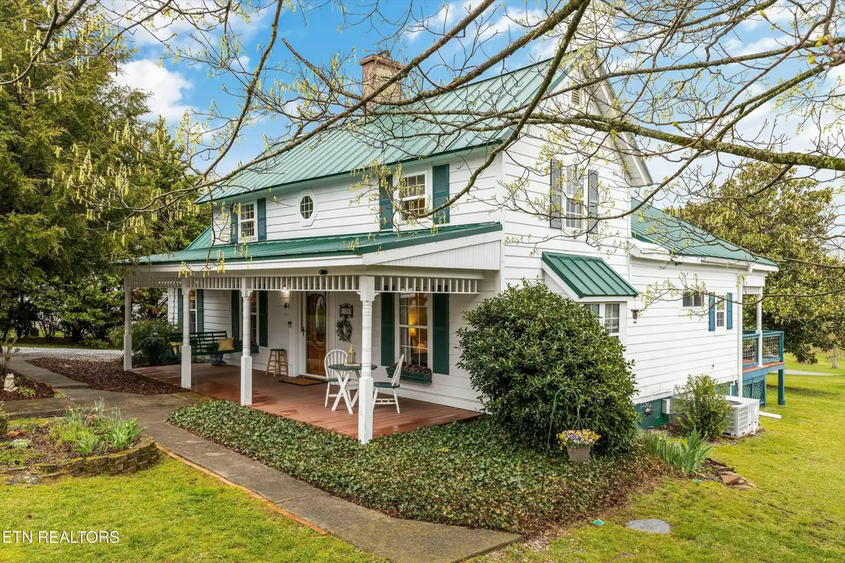 108 N Young St, Friendsville, TN 37737 - #1