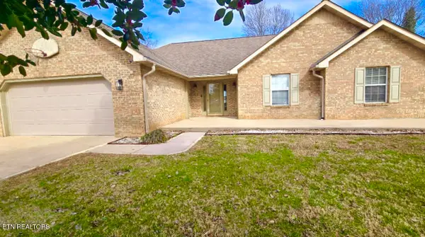 1518 Cavalier Drive, Maryville, TN 37803