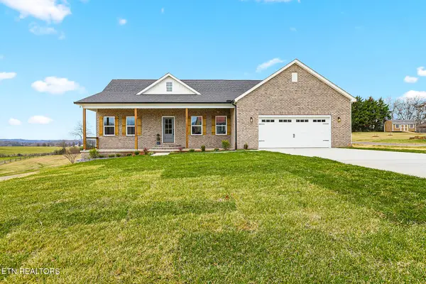 5555 J Riley West Drive, Greenback, TN 37742