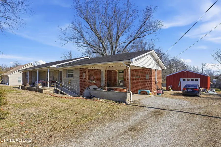 415 N 1st Ave, Baxter, TN 38544 - #2