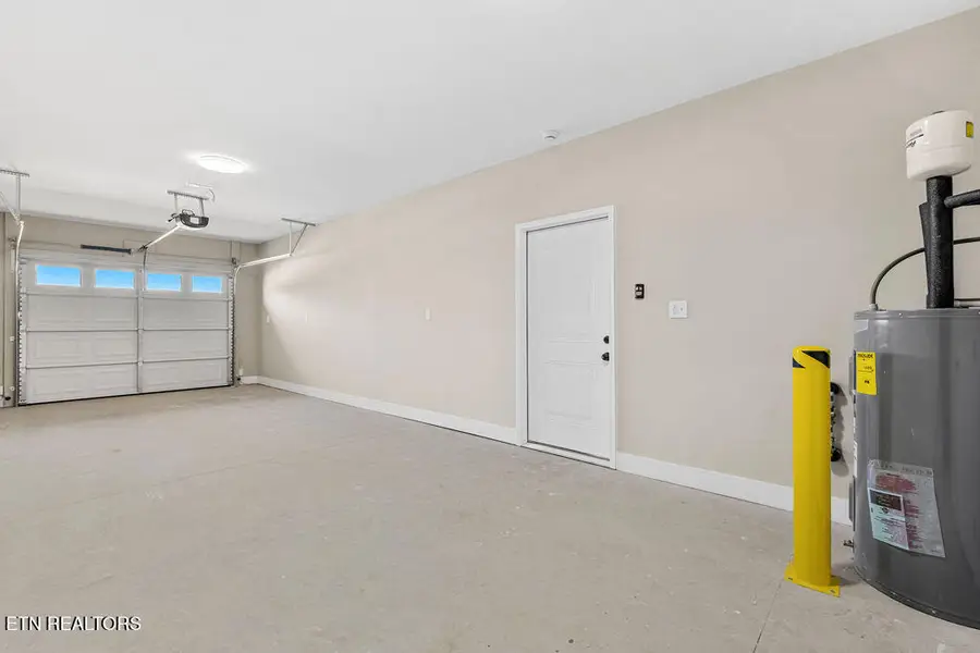 719 Haig St, Maryville, TN 37801 - #3