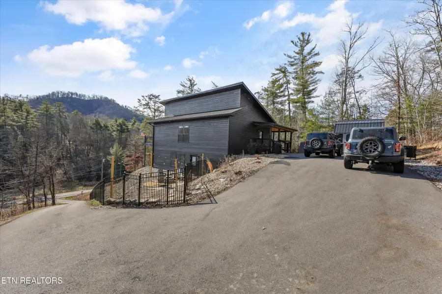 2630 Waldens Creek Rd, Sevierville, TN 37862 - #2