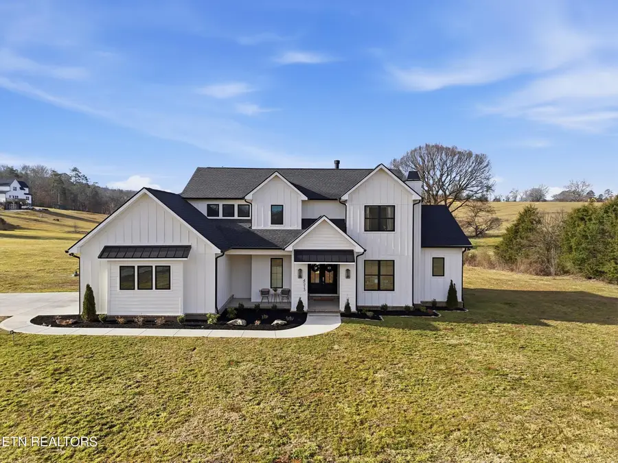 4513 Big Springs Rd, Greenback, TN 37742 - #2