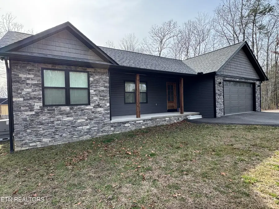 1165 Hargis Rd, Grimsley, TN 38565 - #2