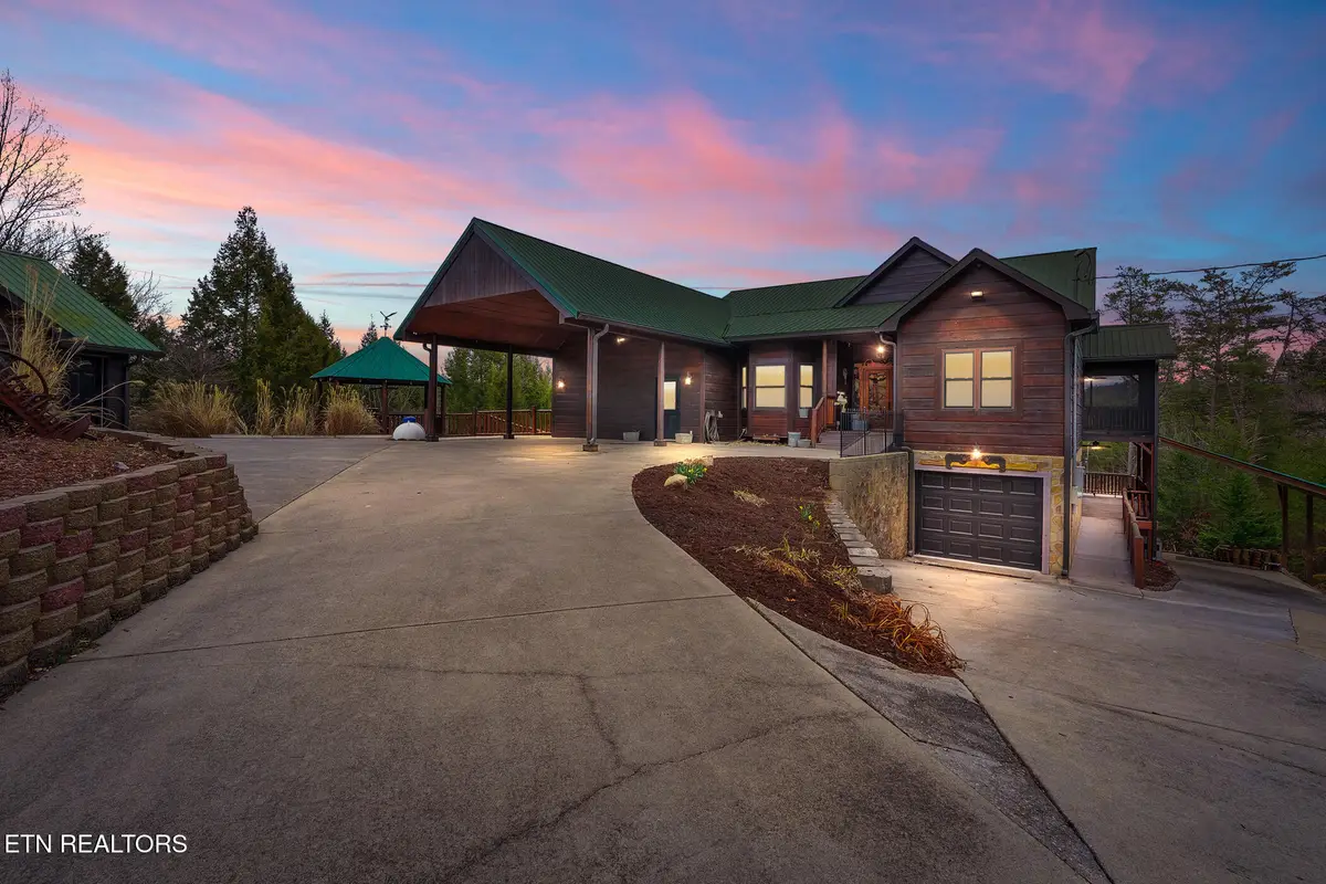 1819 Skyhawk Lane, Pigeon Forge, TN 37876 - #1