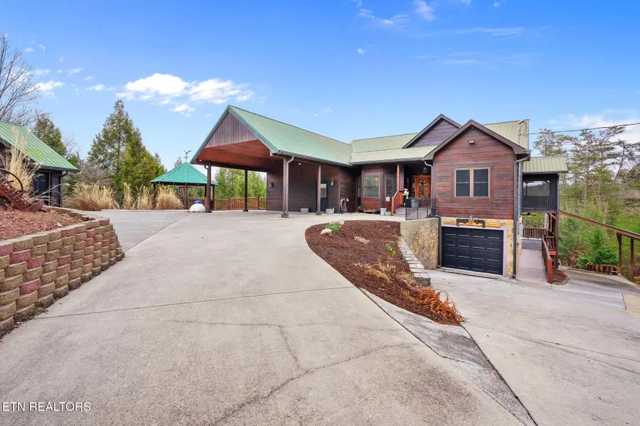 1819 Skyhawk Lane, Pigeon Forge, TN 37876 - #3