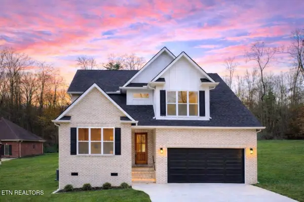 1864 Old Hickory Lane, Lenoir City, TN 37772