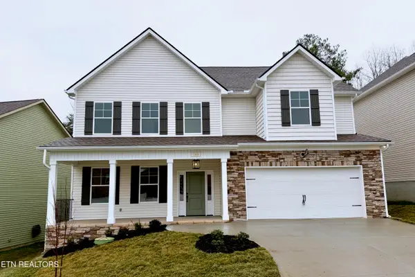 1168 Madison Oaks Rd, Knoxville, TN 37924