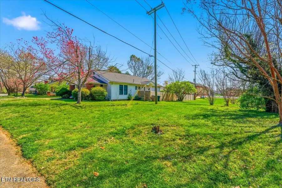 1932 Emoriland Blvd, Knoxville, TN 37917 - #3