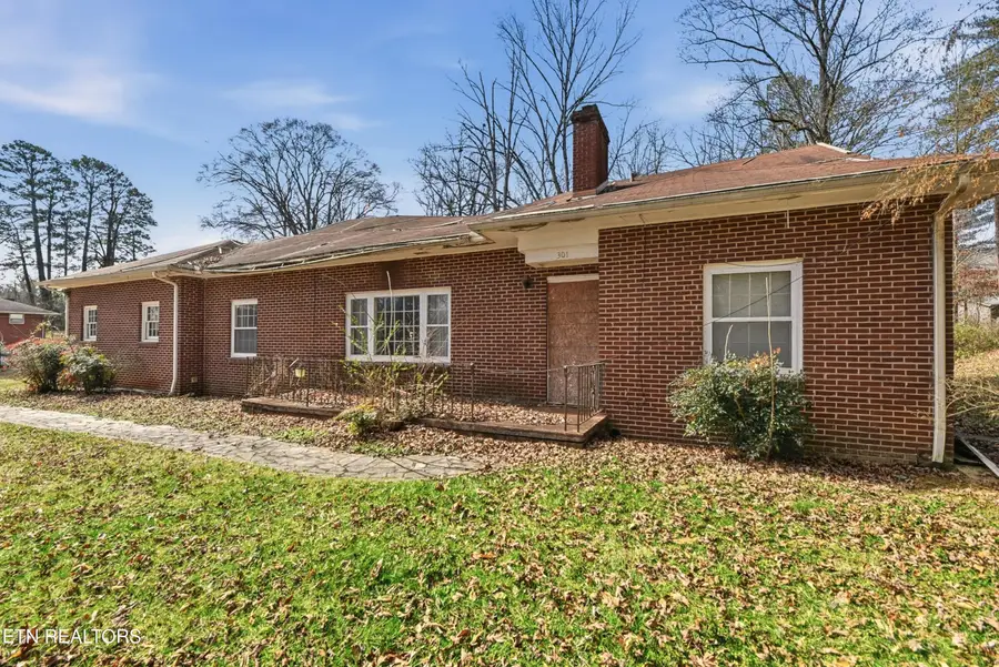 301 Grata Rd, Knoxville, TN 37914 - #2