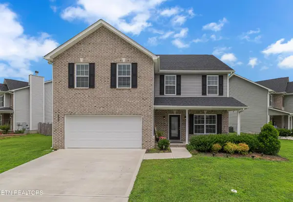 7952 Cambridge Reserve Drive, Knoxville, TN 37924