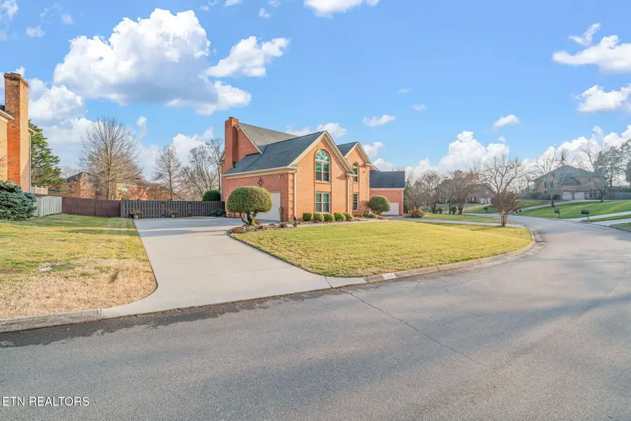 609 Sedgley Drive, Knoxville, TN 37922 - #3