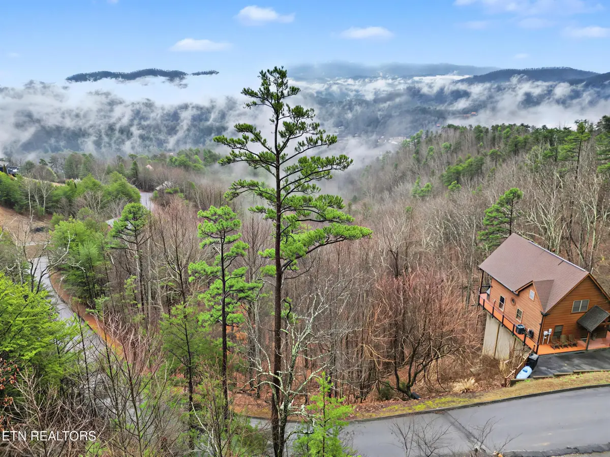 Autumn Ridge Way, Sevierville, TN 37876 - #1