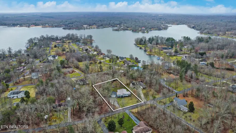 8217 Cherokee Tr, Crossville, TN 38572 - #3