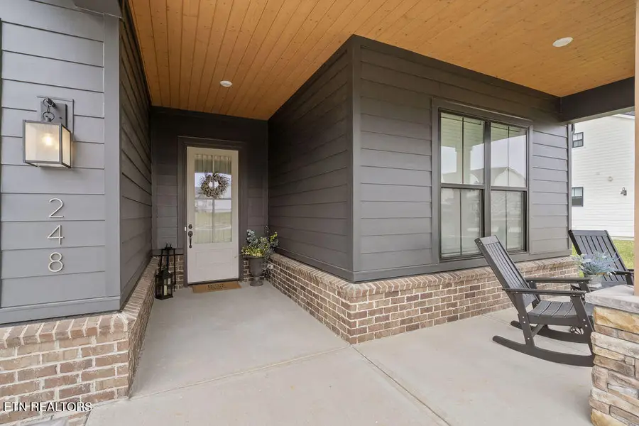 248 Sesame St, Lenoir City, TN 37772 - #3