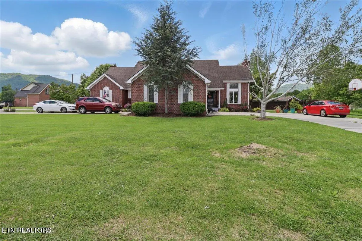 523 N 30th St, Middlesboro, KY 40965 - #1