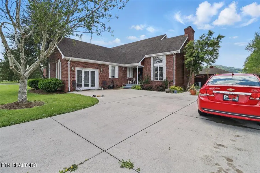 523 N 30th St, Middlesboro, KY 40965 - #3