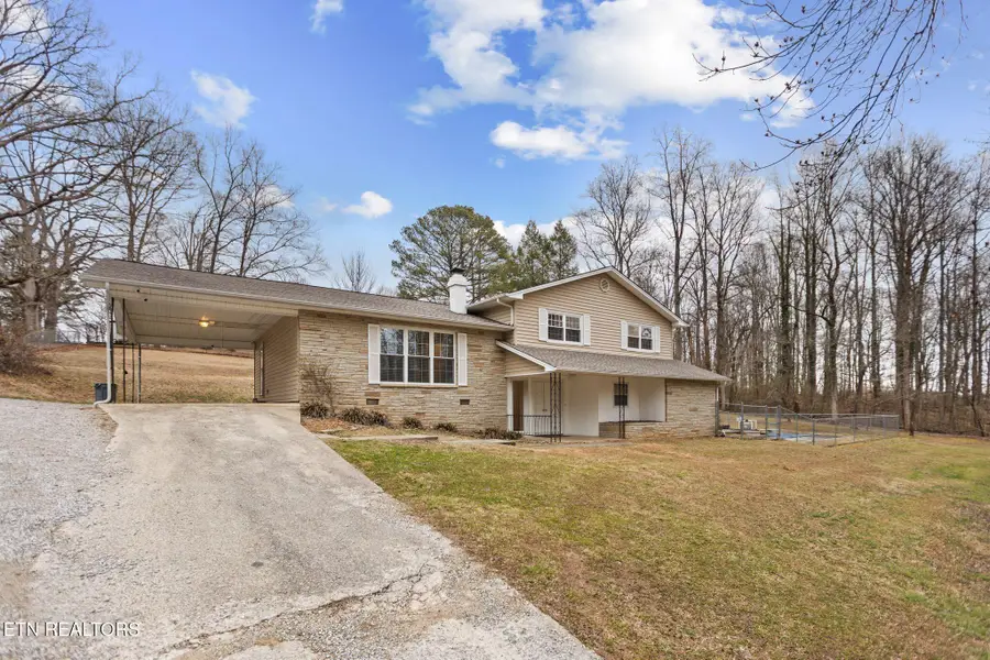 155 Chestnut Hill Rd, Harriman, TN 37748 - #3