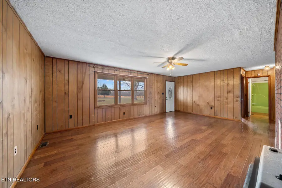 1509 Ted Davis Rd, Crossville, TN 38572 - #2